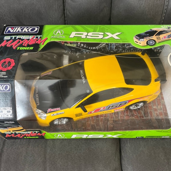 Street MaXtreme Acura RSX Yellow Toy Car - Picture 1 of 7
